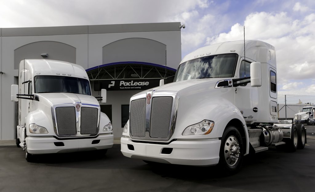 PacLease Rental Trucks