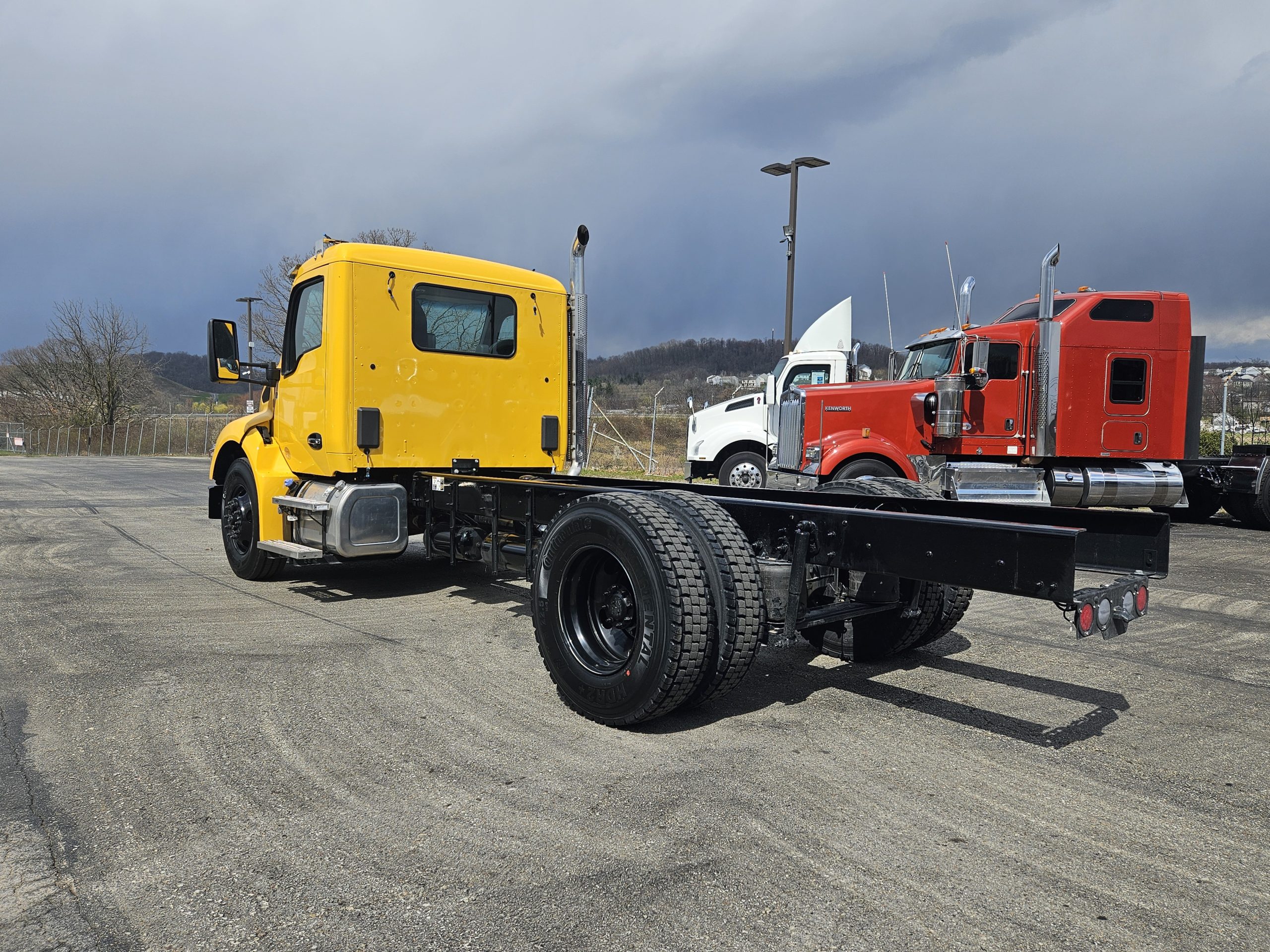 2025 KENWORTH T380 - image 6 of 6