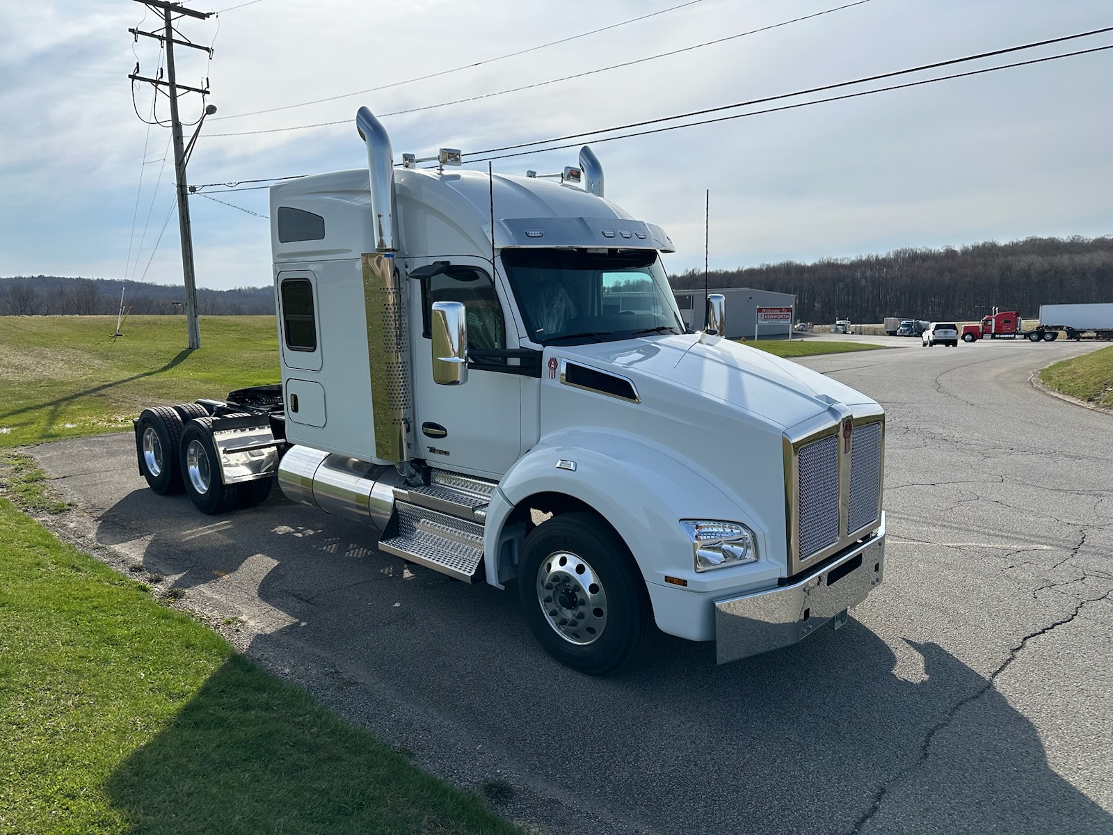 2024 KENWORTH T880 - image 5 of 6