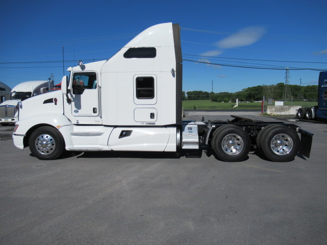 2016 KENWORTH T660 - image 2 of 6