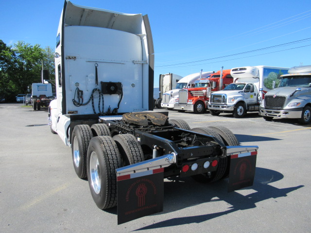 2016 KENWORTH T660 - image 3 of 6