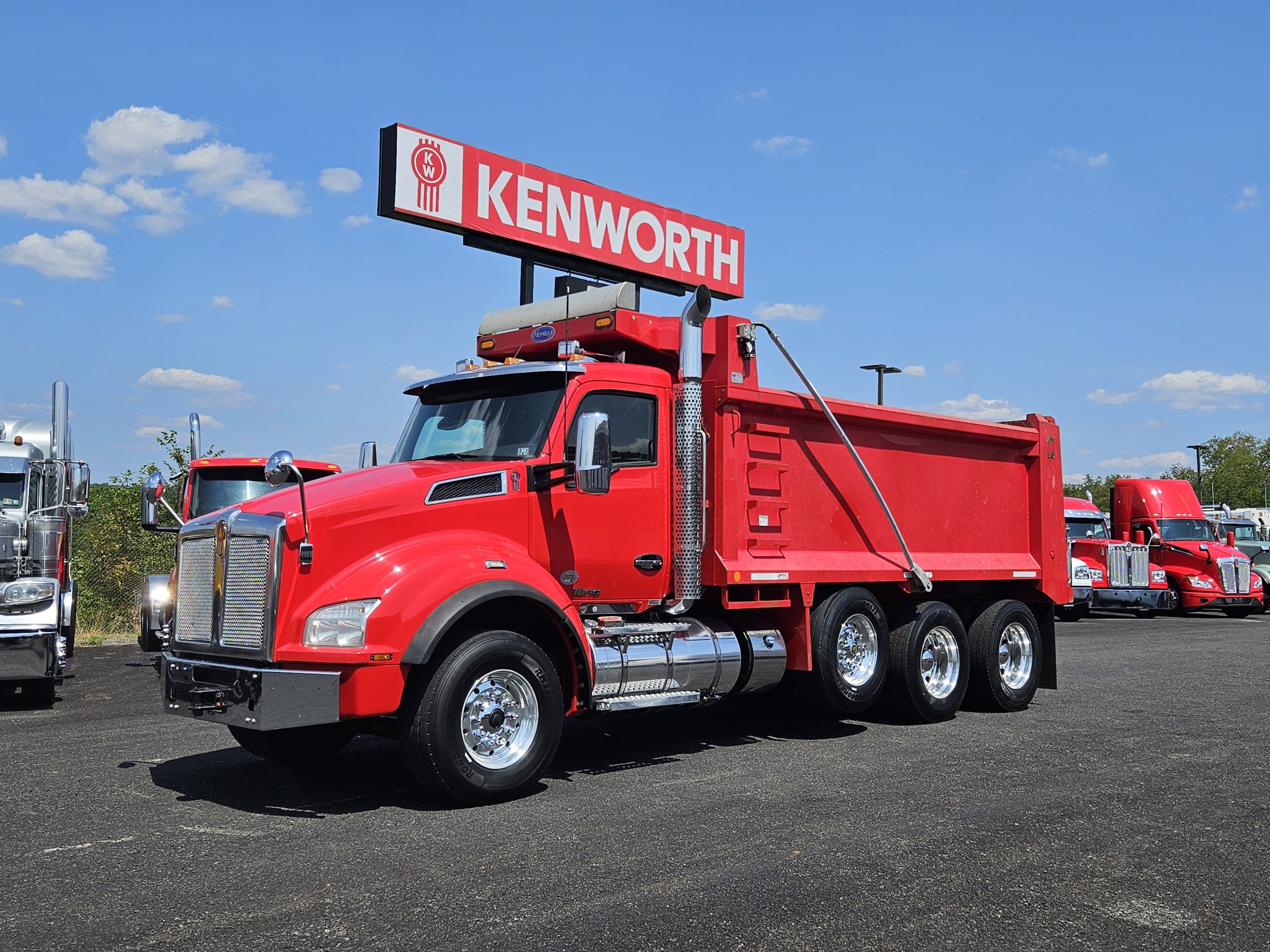 2020 KENWORTH T880 - image 1 of 6