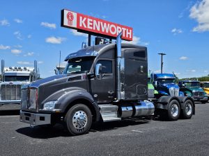 2022 KENWORTH T880 TV126258-01