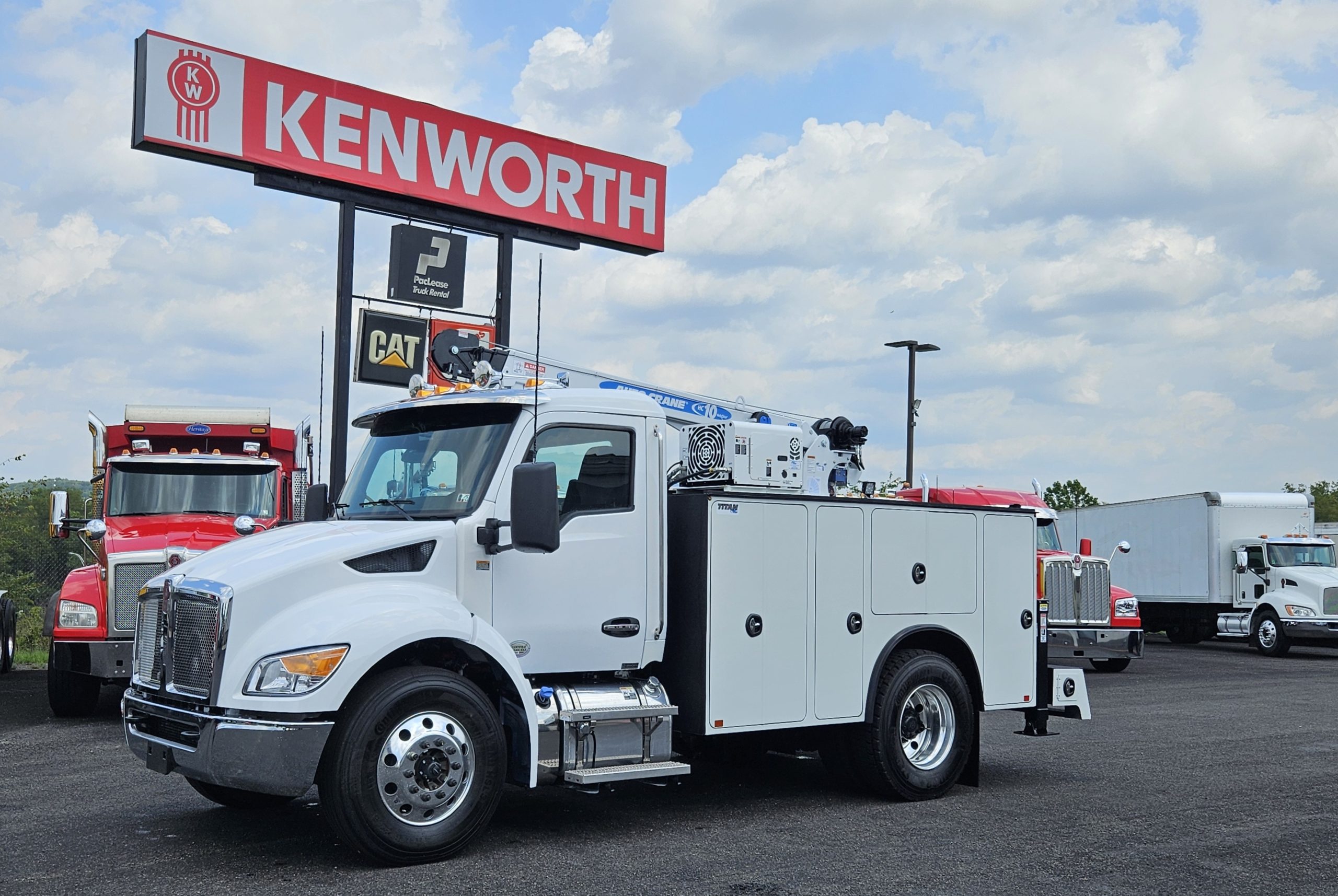 2025 KENWORTH T280 - image 1 of 6