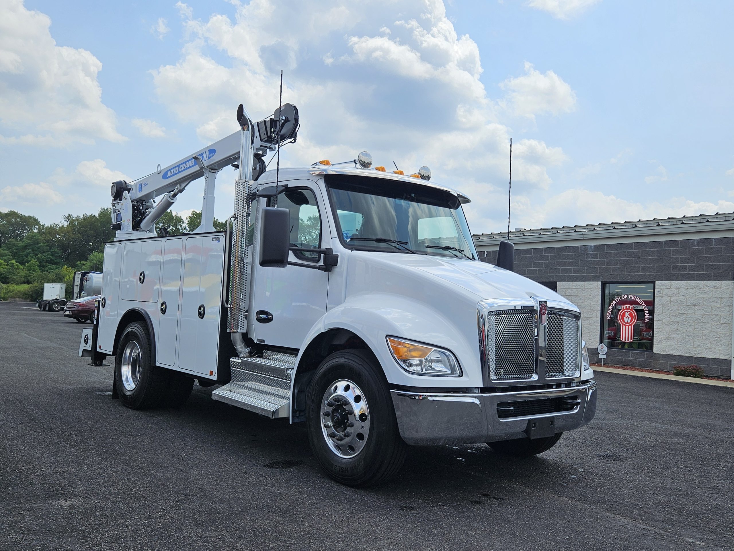 2025 KENWORTH T280 - image 3 of 6