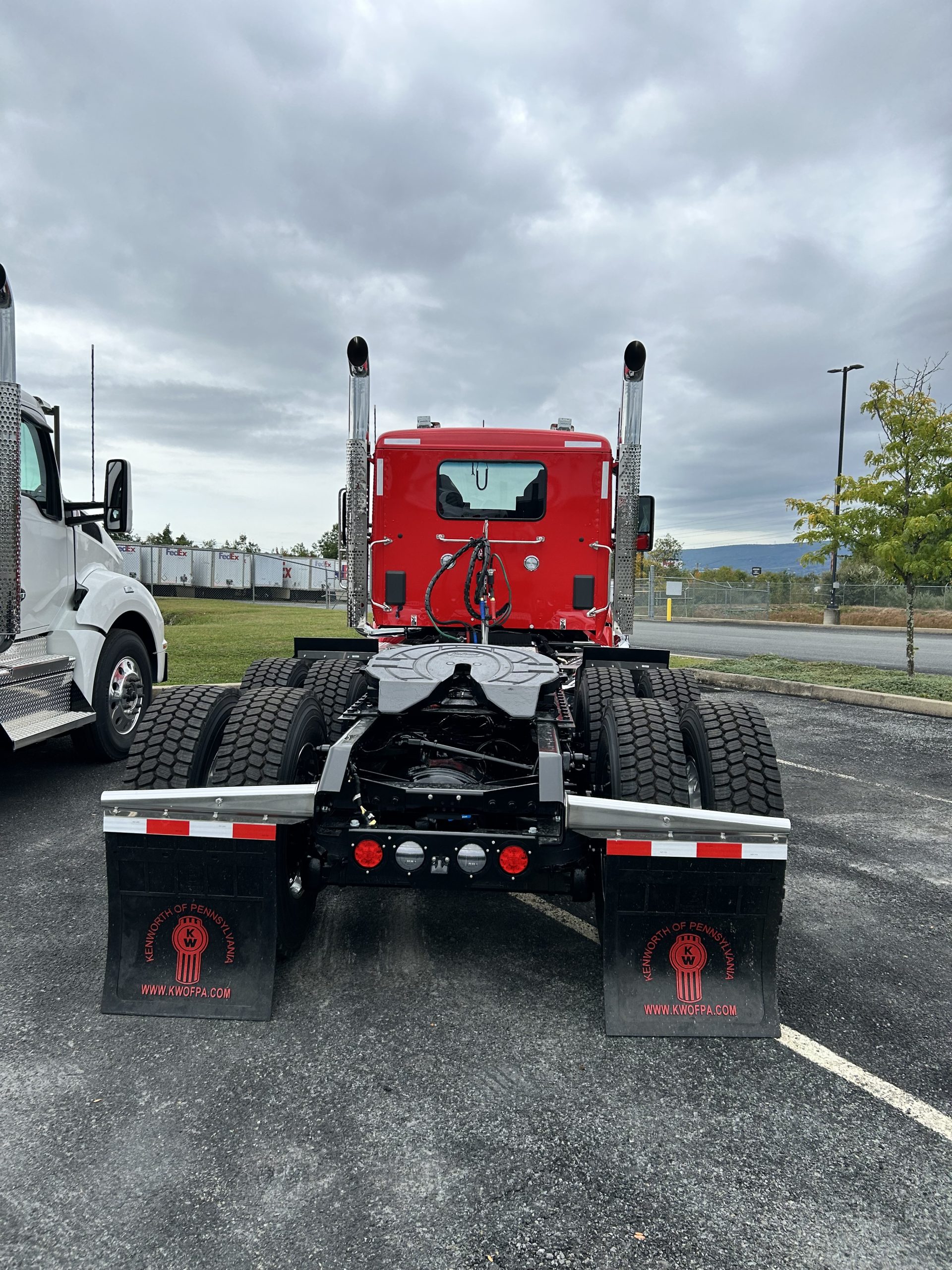 2025 KENWORTH T880 - image 4 of 4