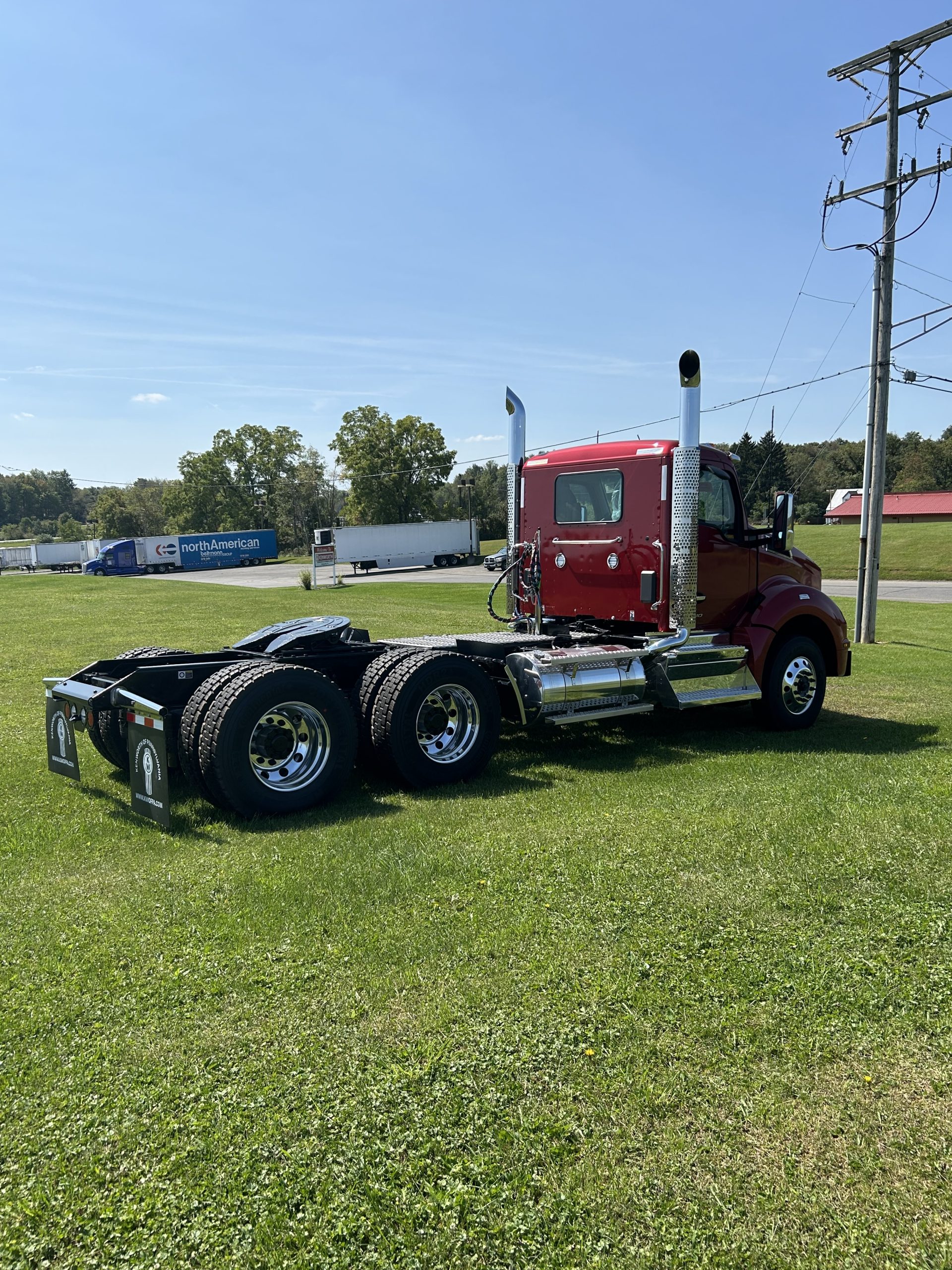 2025 KENWORTH T880 - image 3 of 6