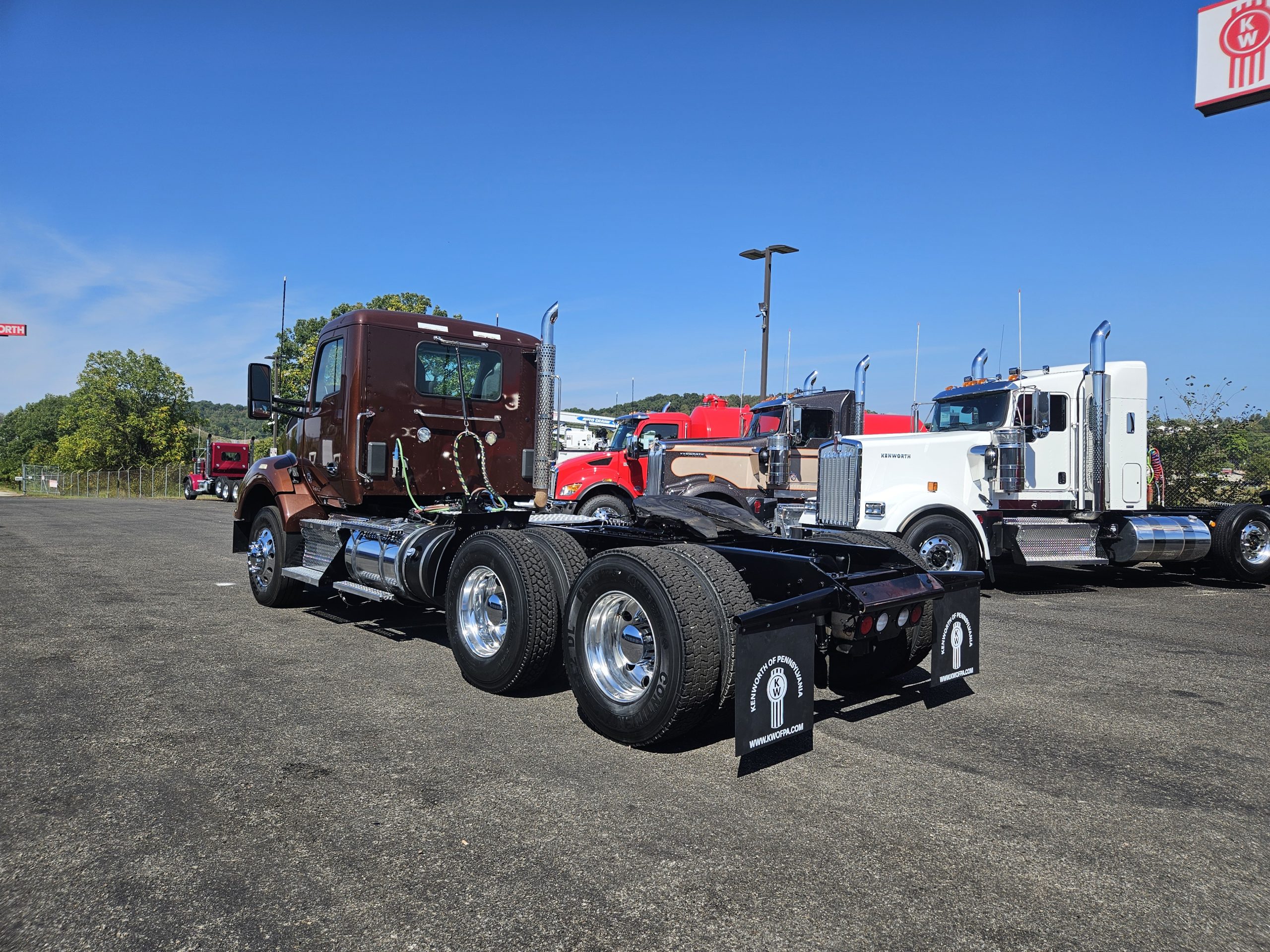 2017 KENWORTH T880 - image 5 of 6