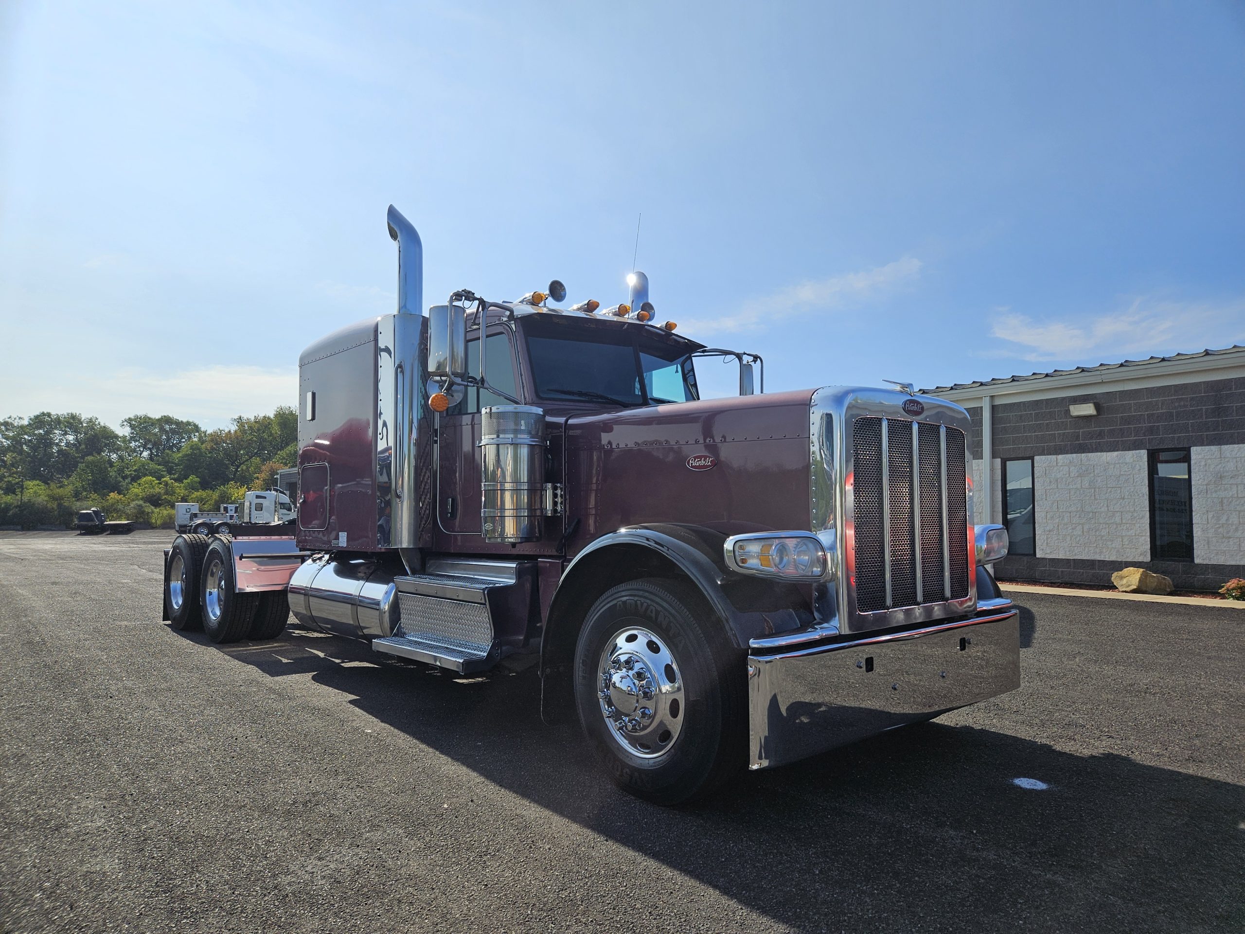 2020 PETERBILT 389 - image 6 of 6