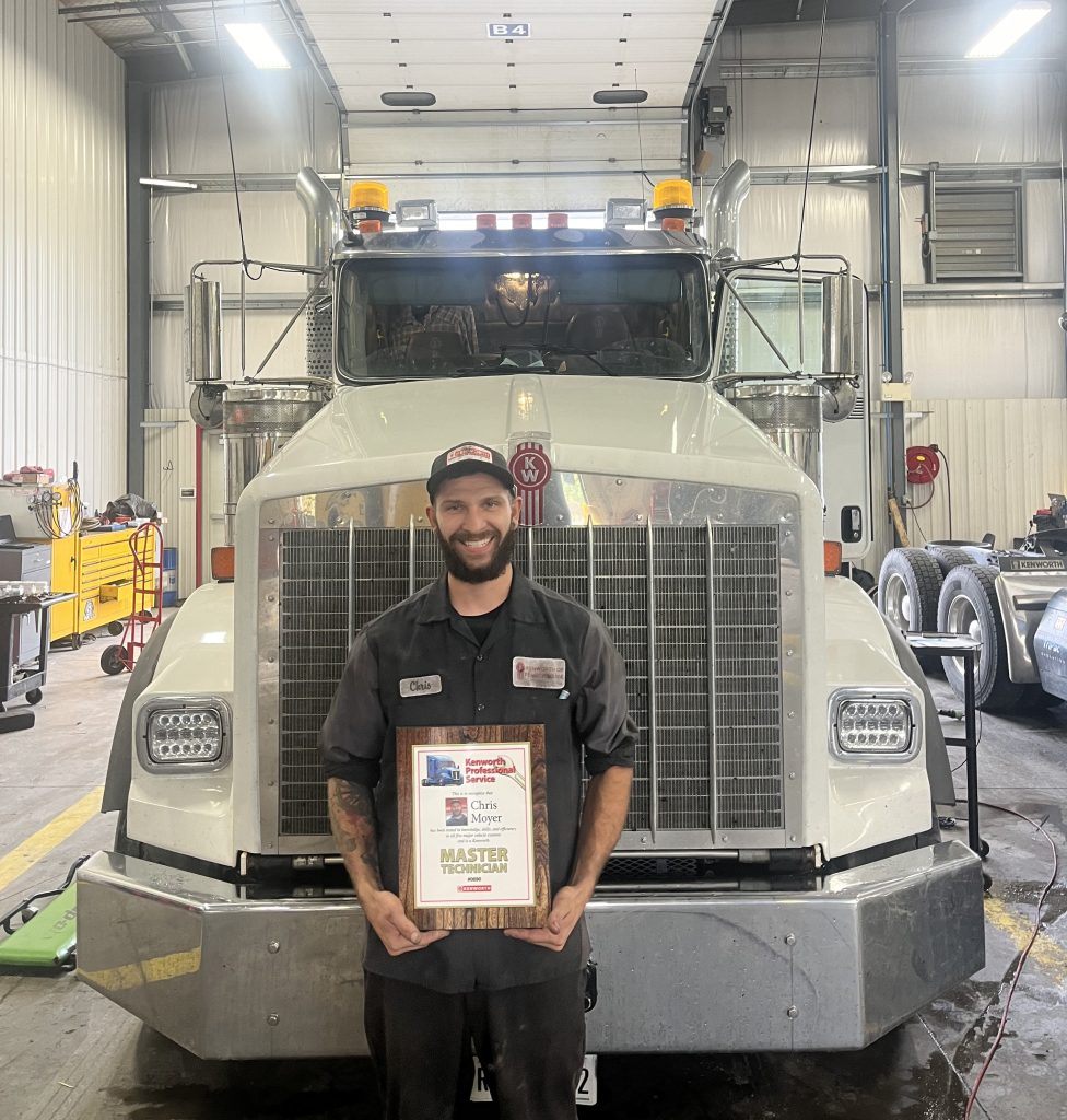 Moyer Achieves Kenworth Master Certified Tech Award