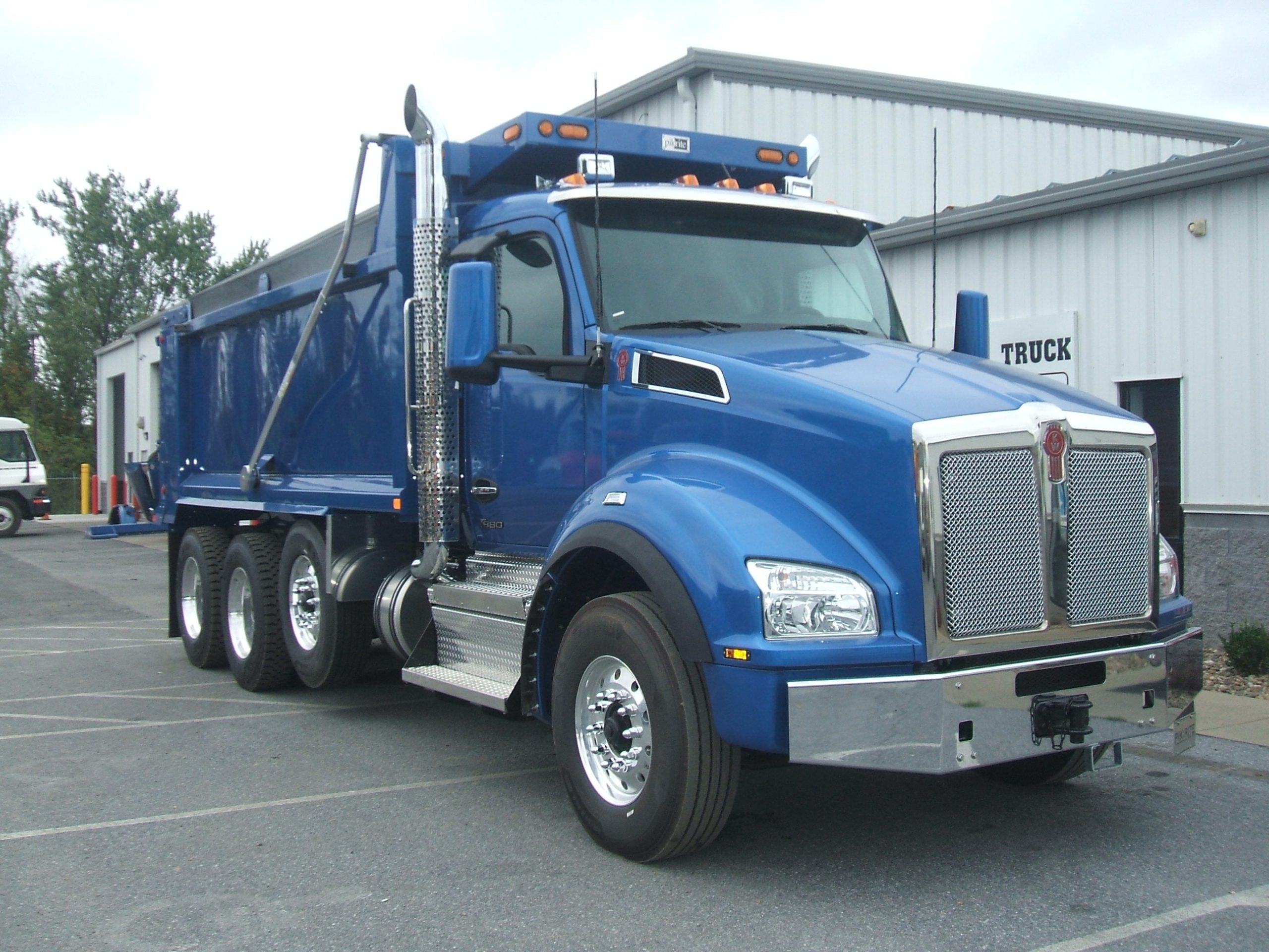 2025 KENWORTH T880 - image 3 of 6