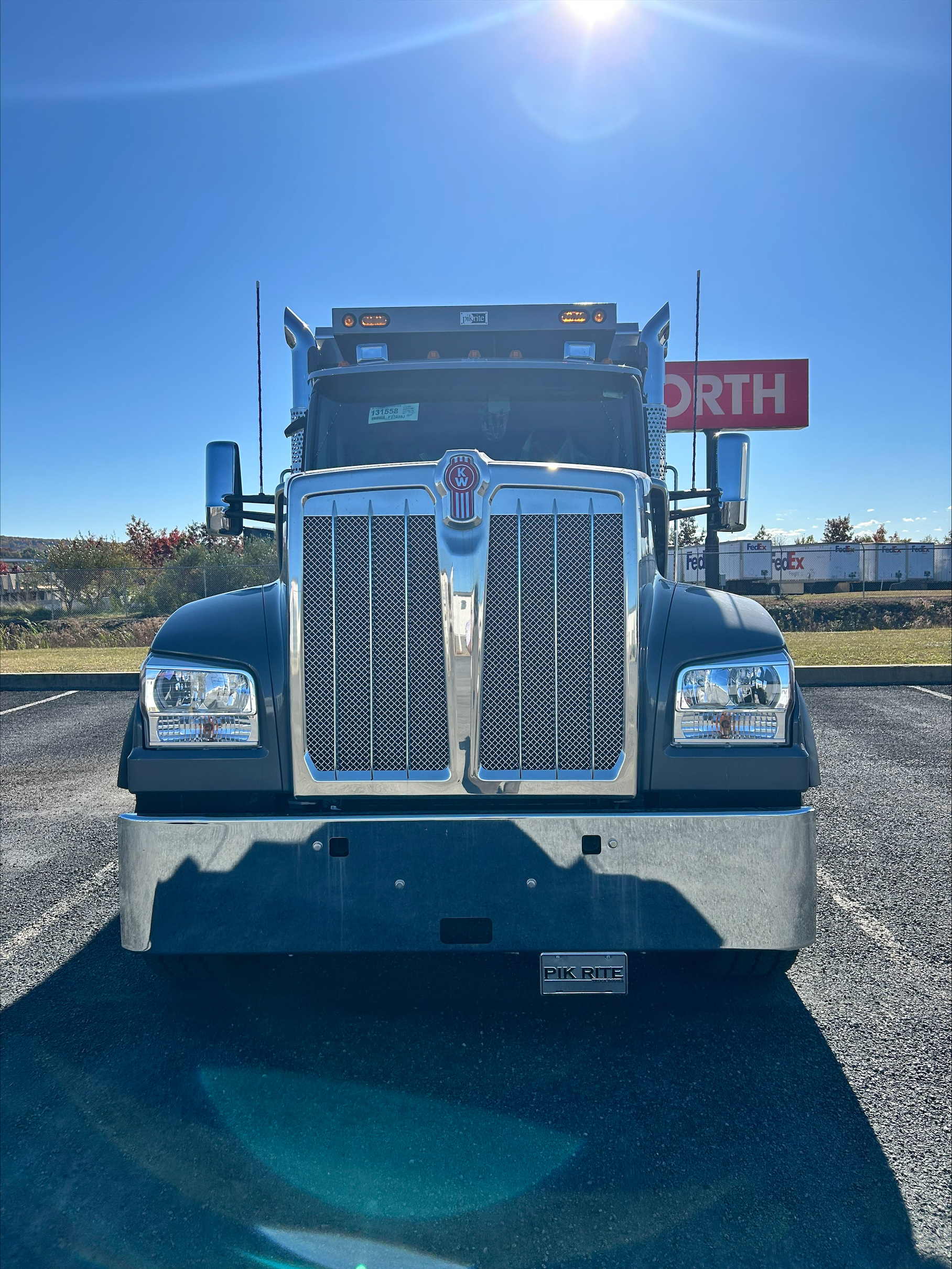 2025 KENWORTH W990 - image 3 of 4