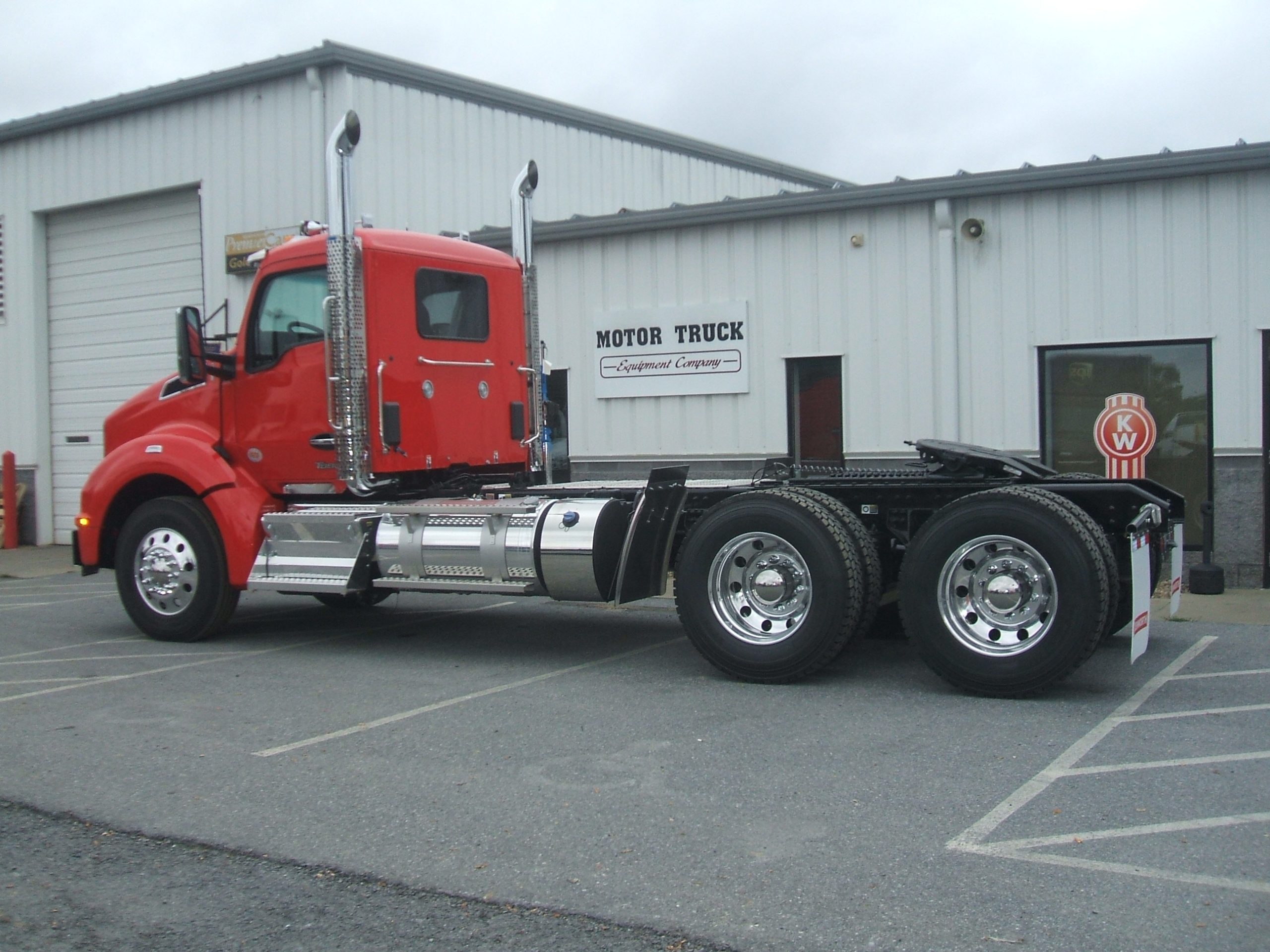 2025 KENWORTH T880 - image 6 of 6