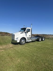 2025 KENWORTH T880 KV168237-01