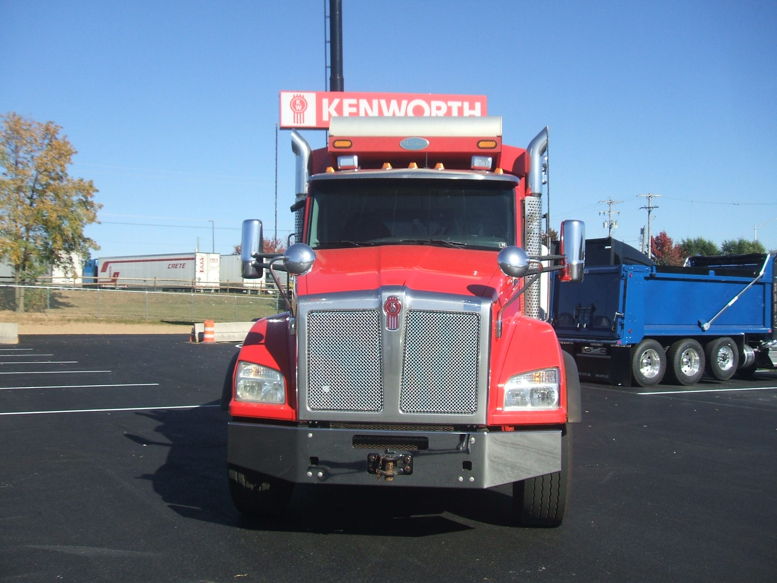 2020 KENWORTH T880 - image 2 of 6