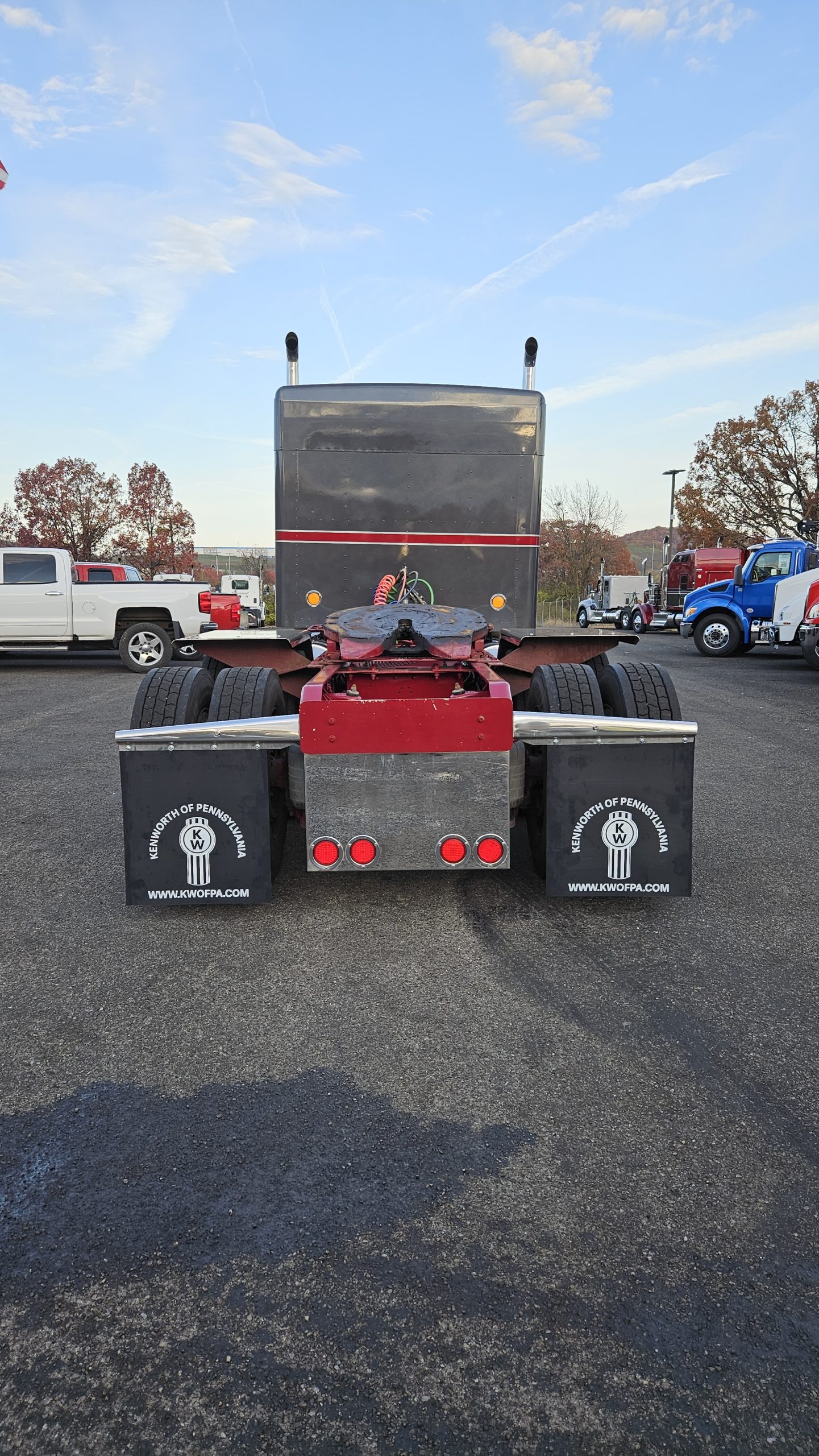 2021 KENWORTH W900L - image 5 of 6