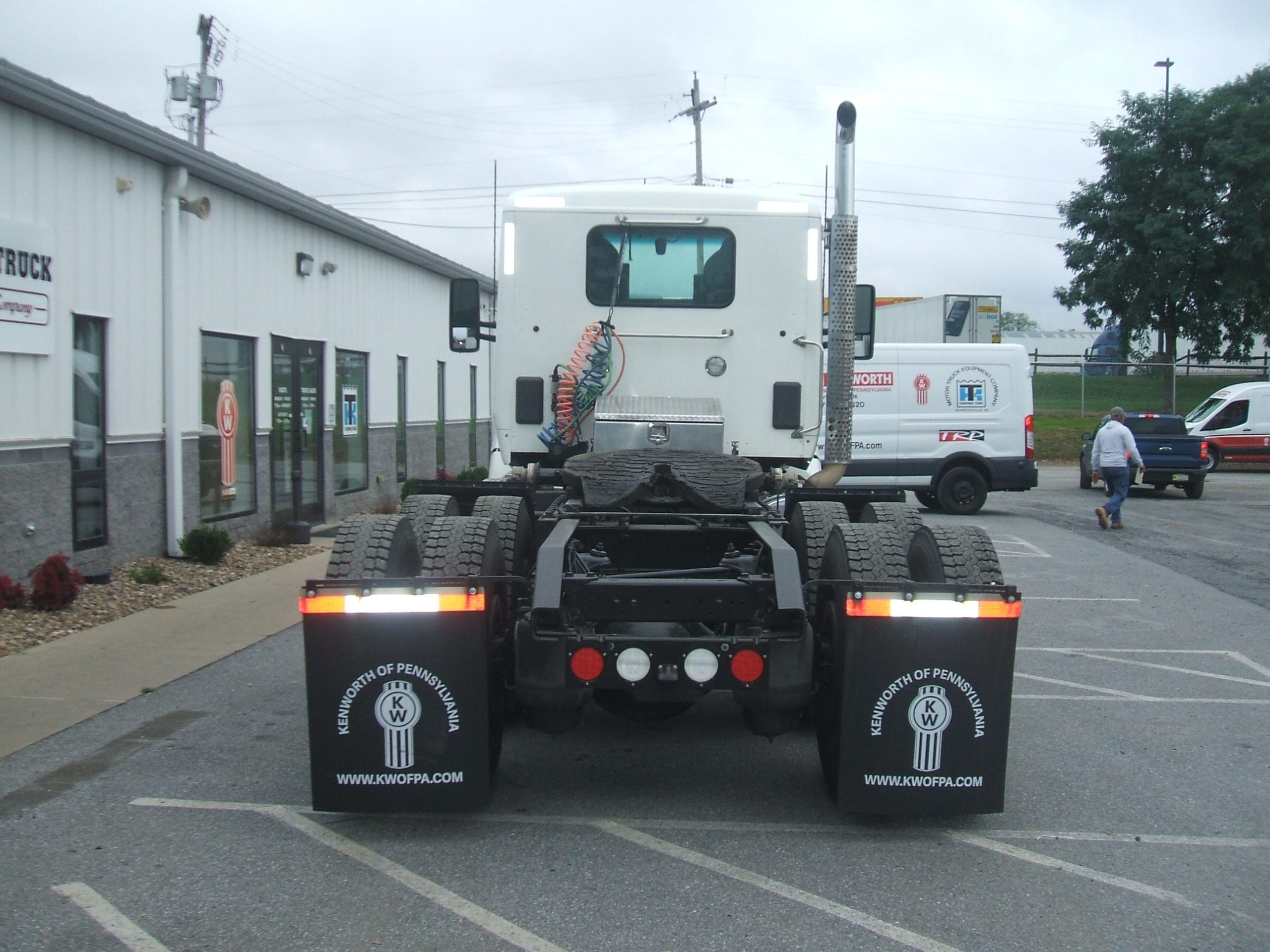 2019 KENWORTH T680 - image 5 of 6