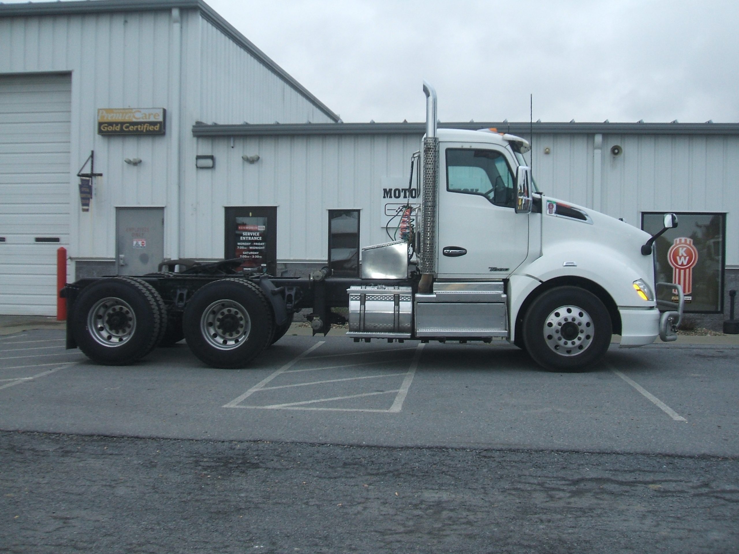 2019 KENWORTH T680 - image 6 of 6