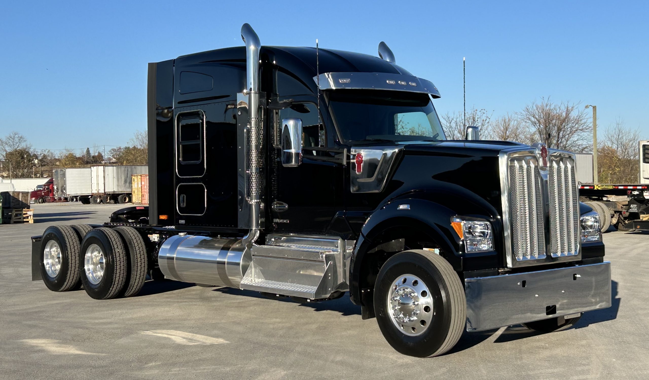 2025 KENWORTH W990 - image 3 of 6