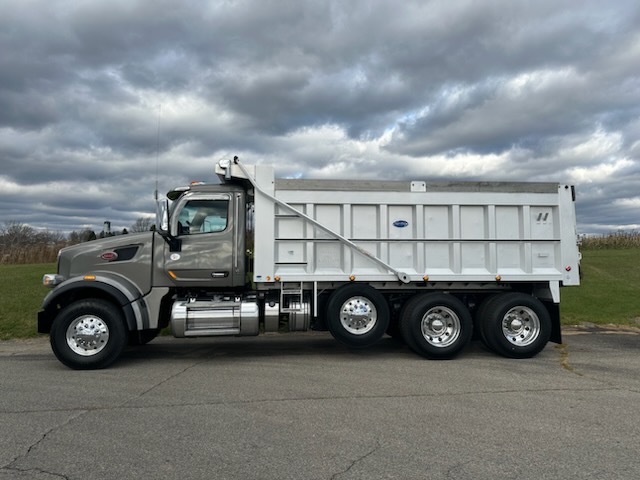 2019 PETERBILT 567 - image 3 of 6