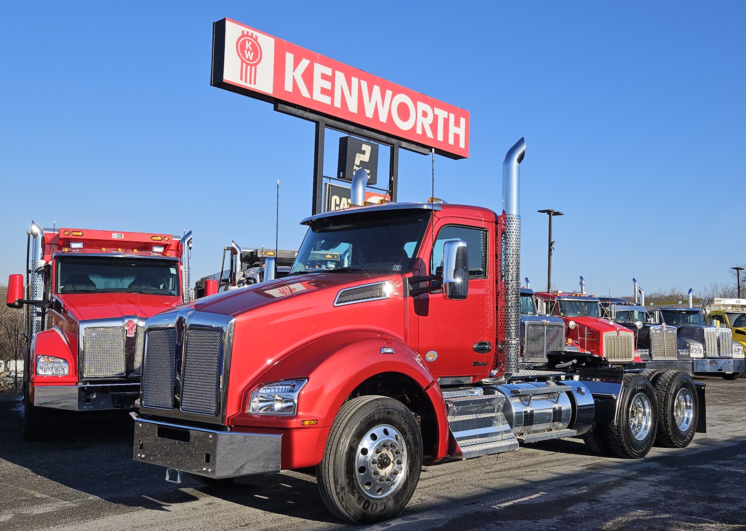 2025 KENWORTH T880 - image 1 of 6