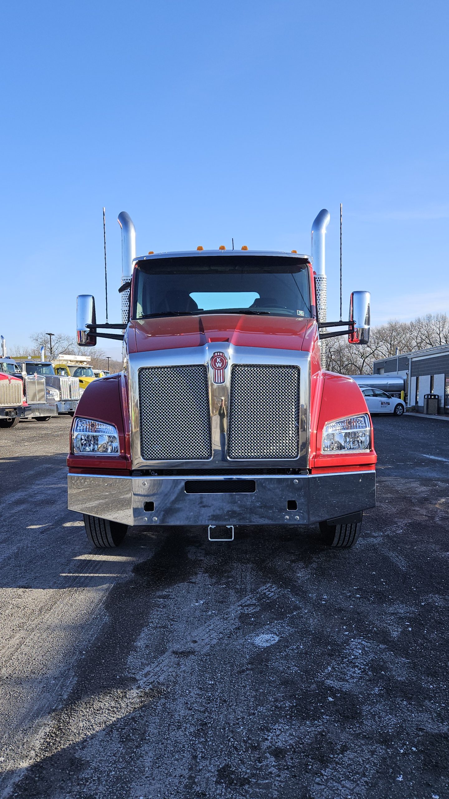 2025 KENWORTH T880 - image 2 of 6