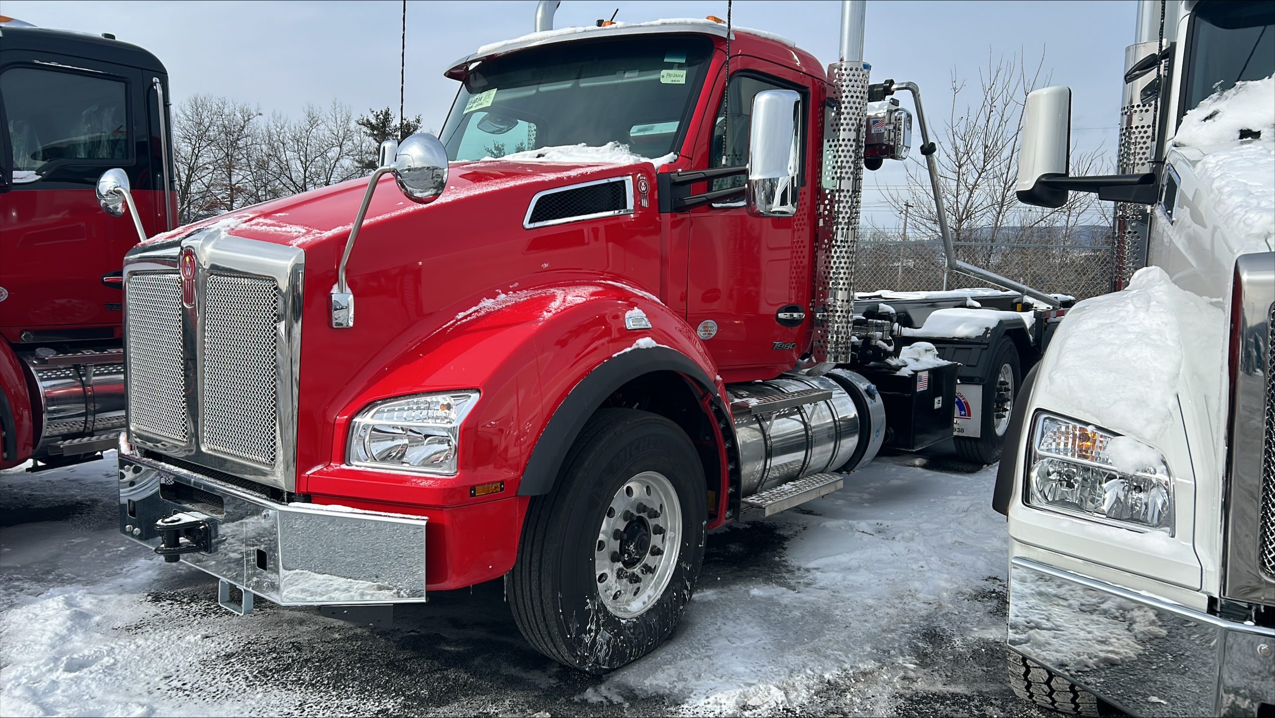 2025 KENWORTH T880 - image 3 of 6