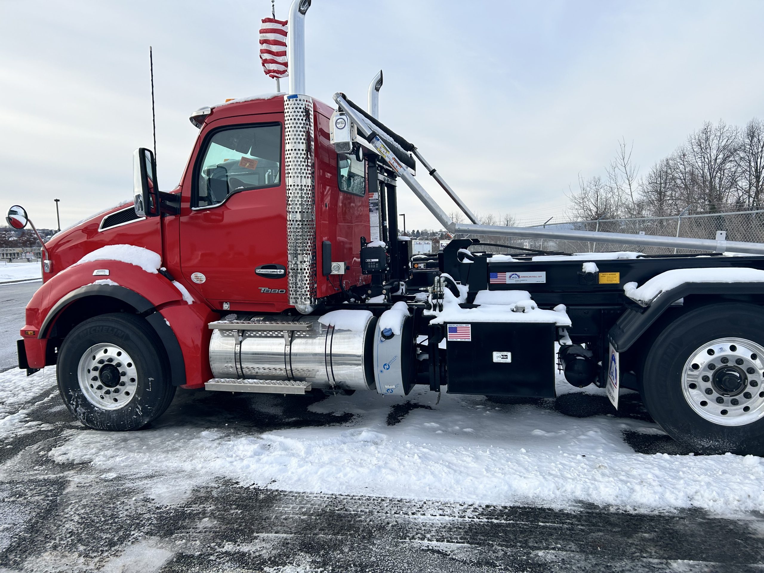 2025 KENWORTH T880 - image 5 of 6