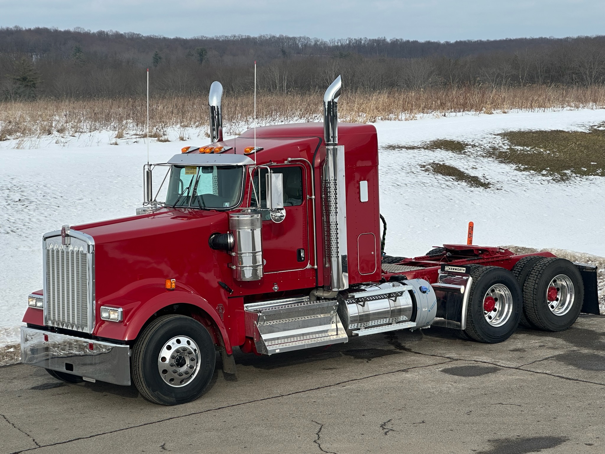 2026 KENWORTH W900L - image 5 of 6