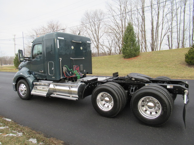 2019 KENWORTH T680 - image 4 of 6