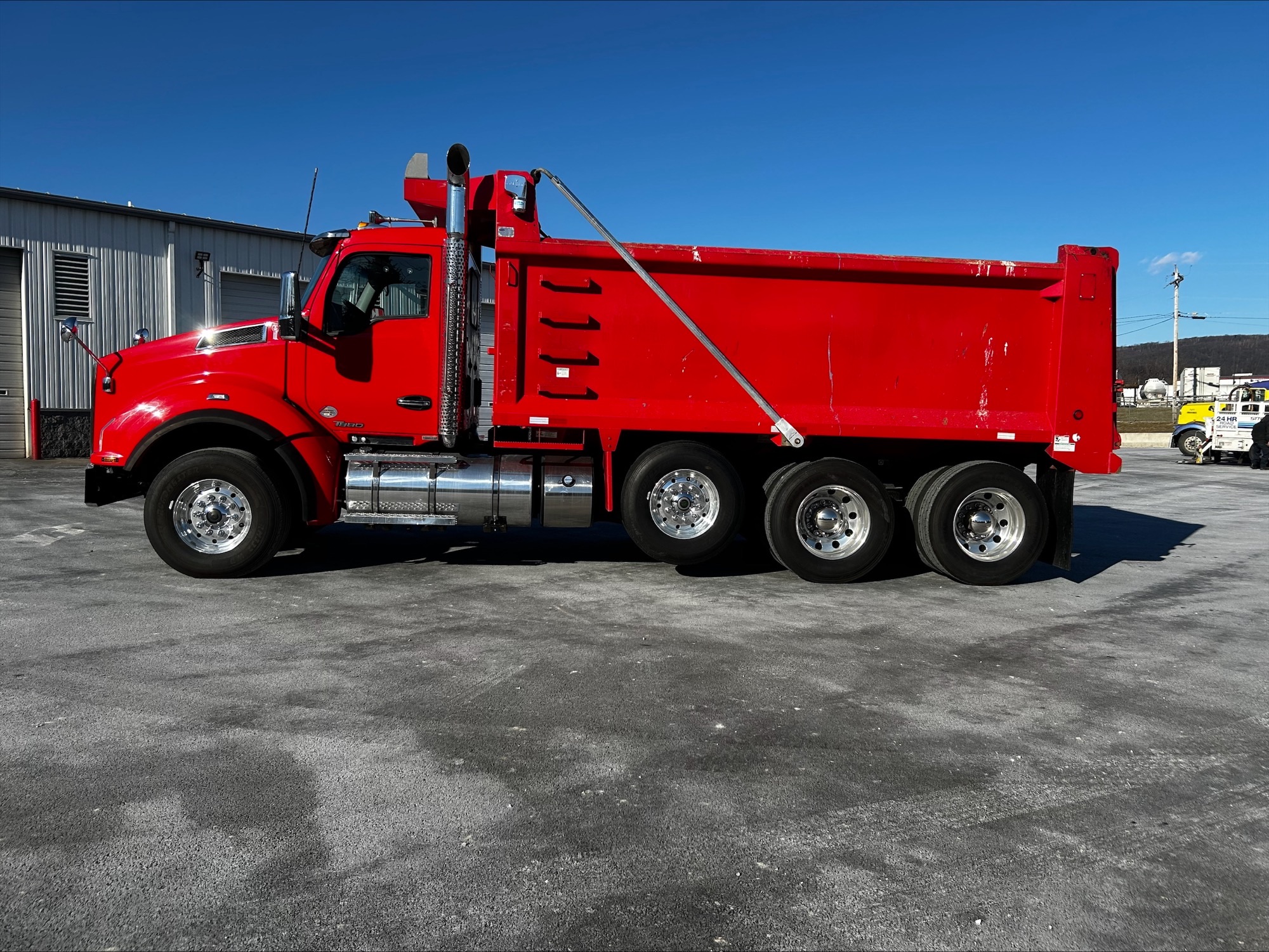 2020 KENWORTH T880 - image 4 of 6