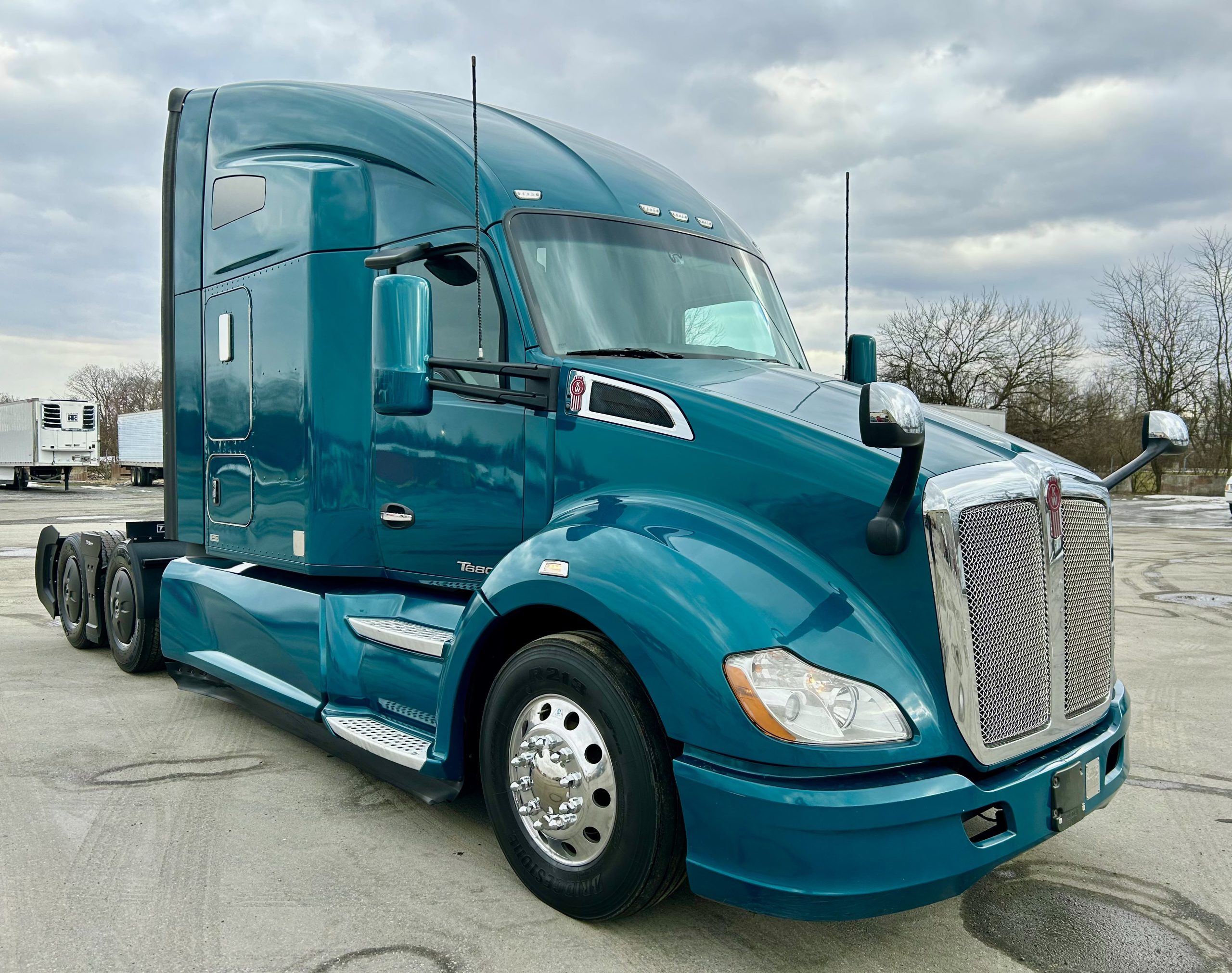 2021 KENWORTH T680 - image 3 of 6