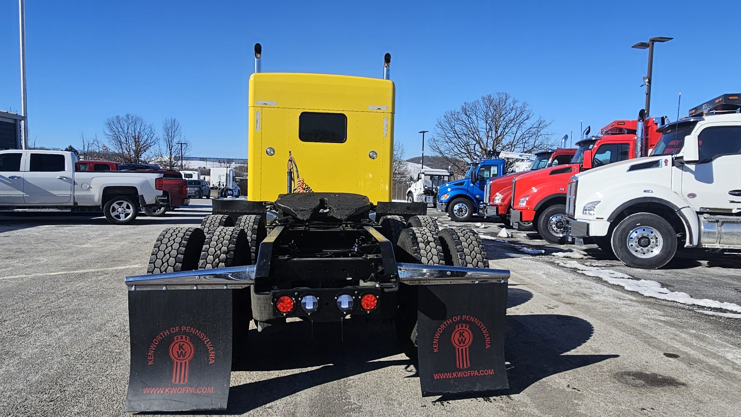 2021 KENWORTH W900L - image 5 of 6