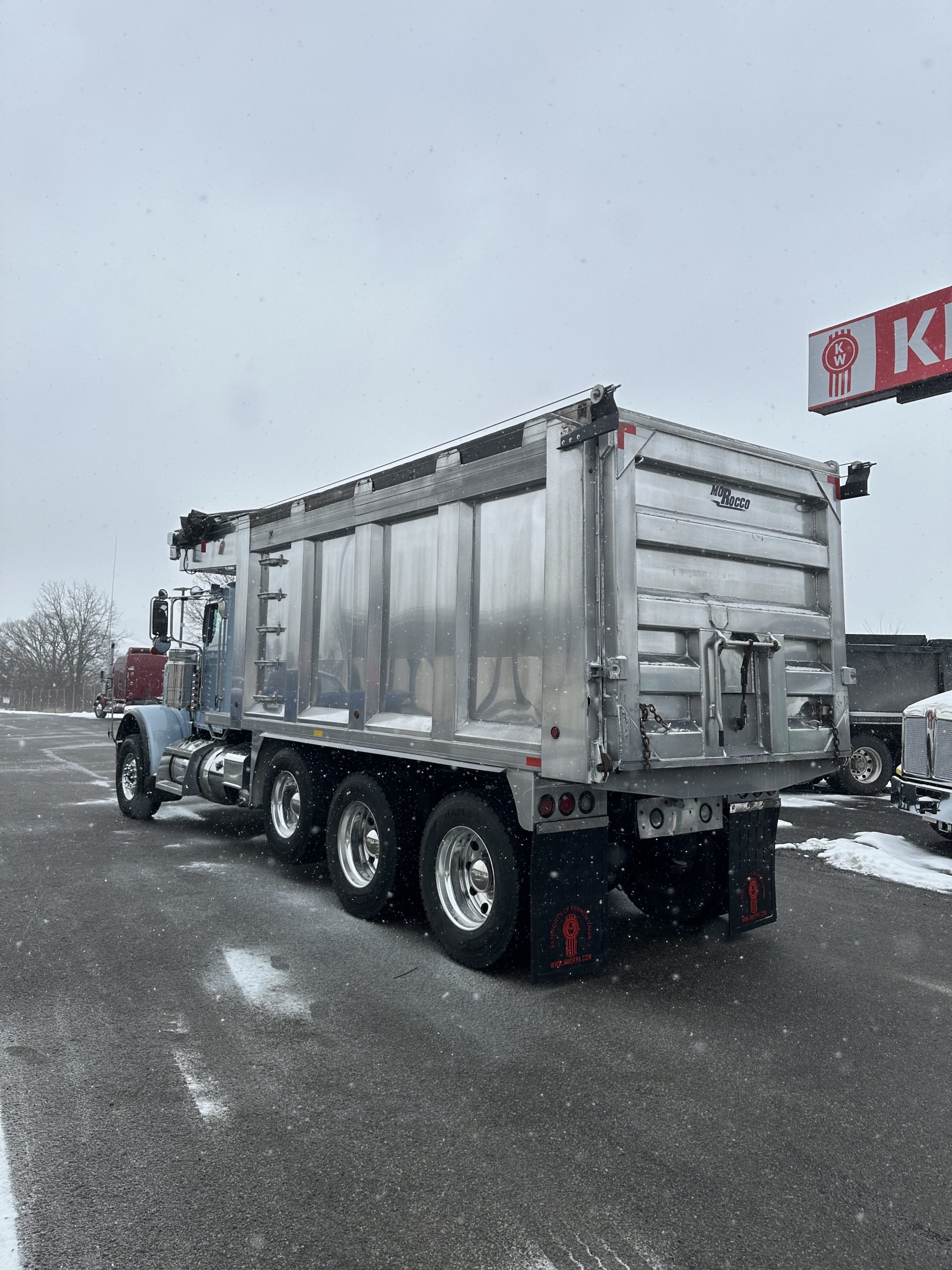 2021 PETERBILT 389 - image 6 of 6