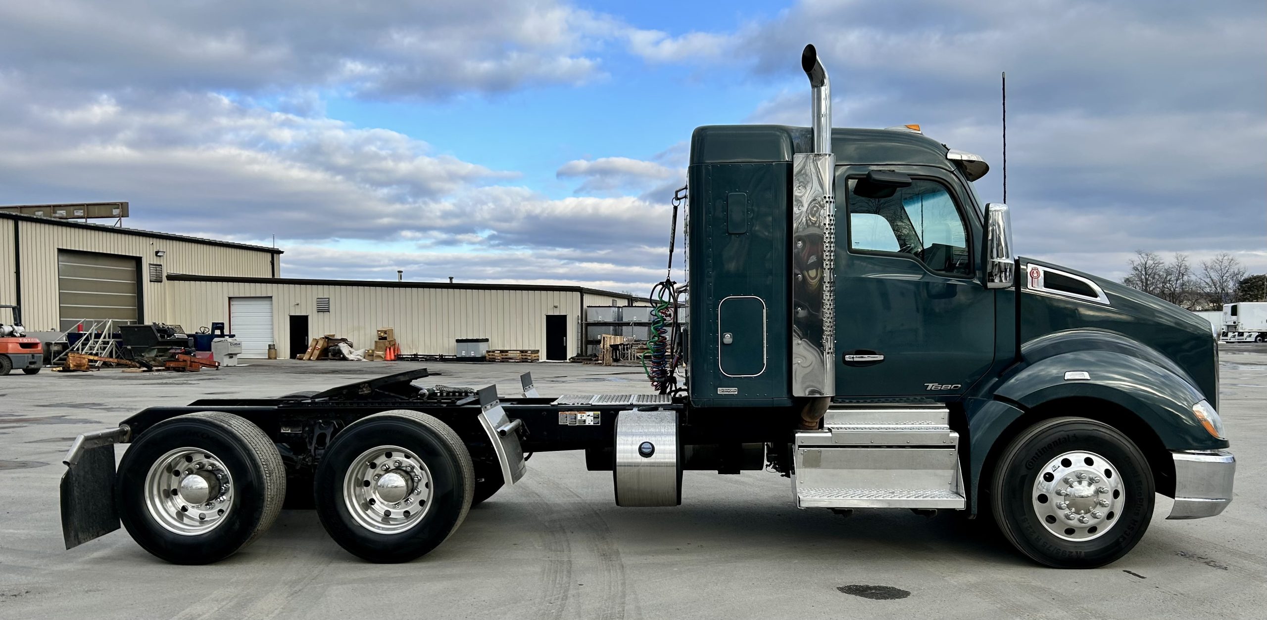 2019 KENWORTH T680 - image 4 of 6